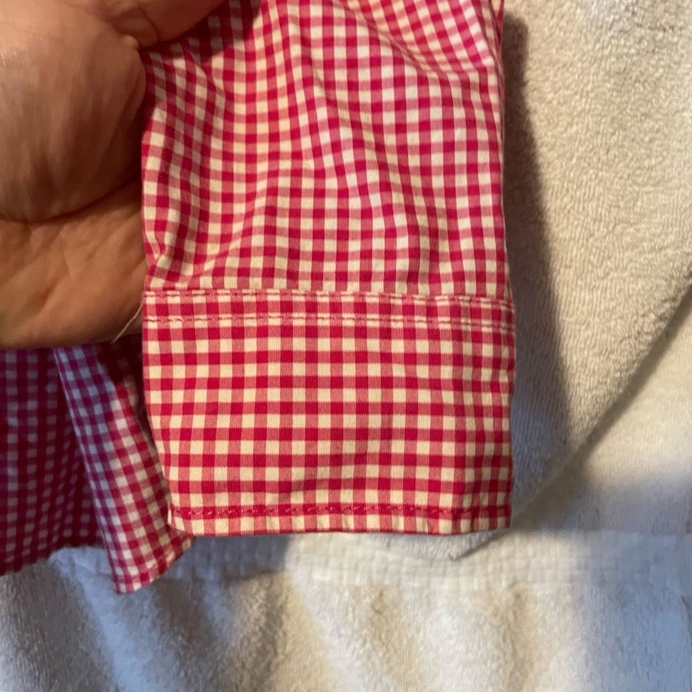 Pink gingham button up - Picture 2 of 3